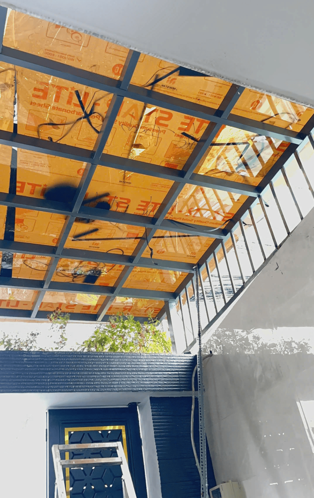 Tấm Polycarbonate lấy sáng